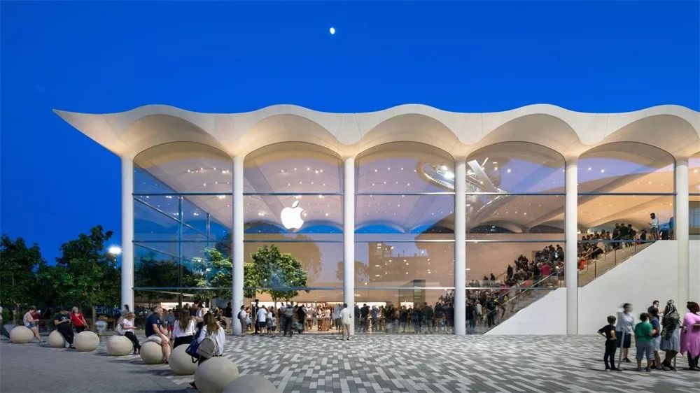 最新的苹果专卖店在迈阿密开业!(图2)